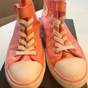 Converse high tops size Little girl 3